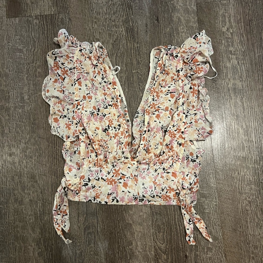 Free people cropped sleeveless shirt size XS